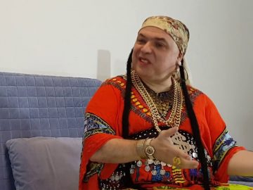 [ID: d1Oi9o2fYMM] Youtube Automatic